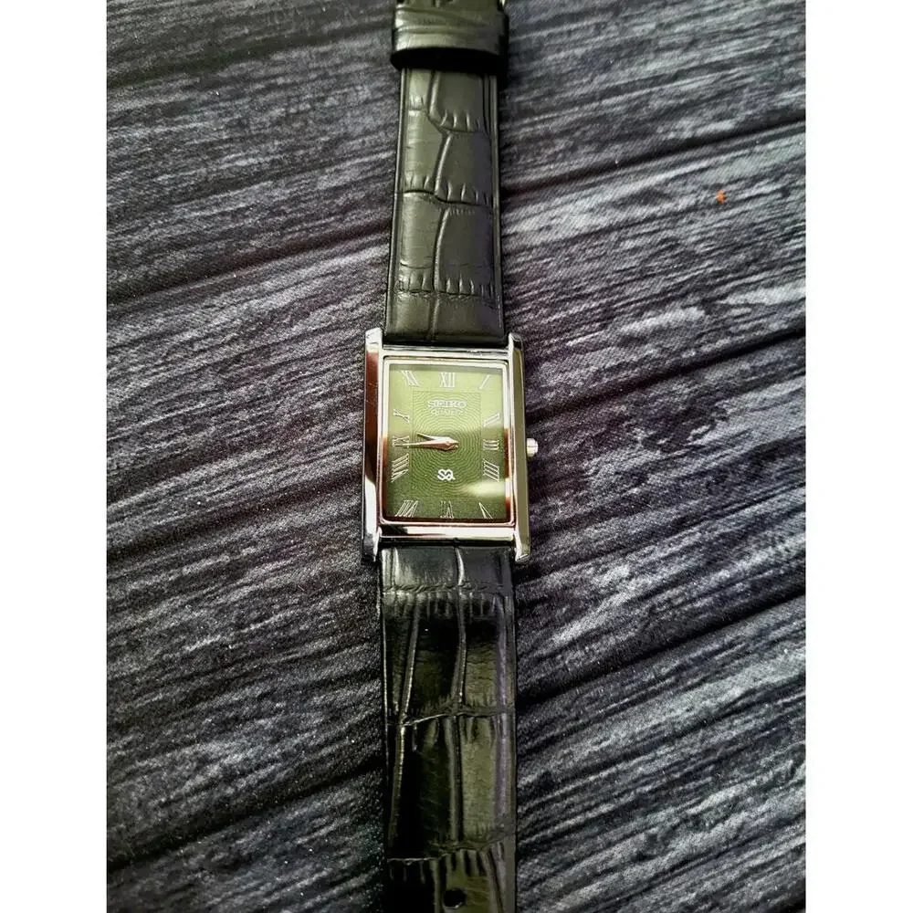 Rare Vintage Slim‎ Tank Quartz Mans Slv-Grn-Blk Leather Watch - Picture 6 of 8